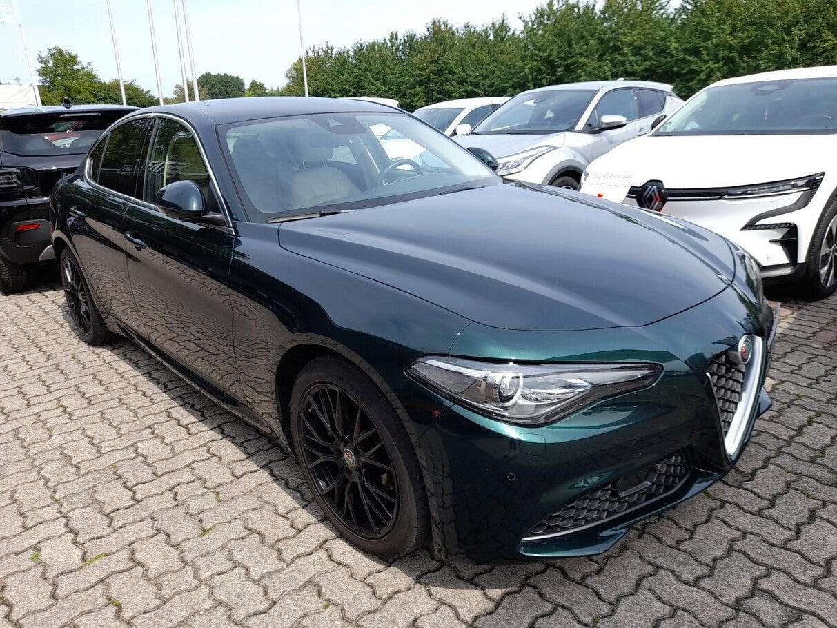 Alfa Romeo Giulia 2.2 Turbo 190 AT8 Ti Leder ACC Nav BiXen 132736821 1