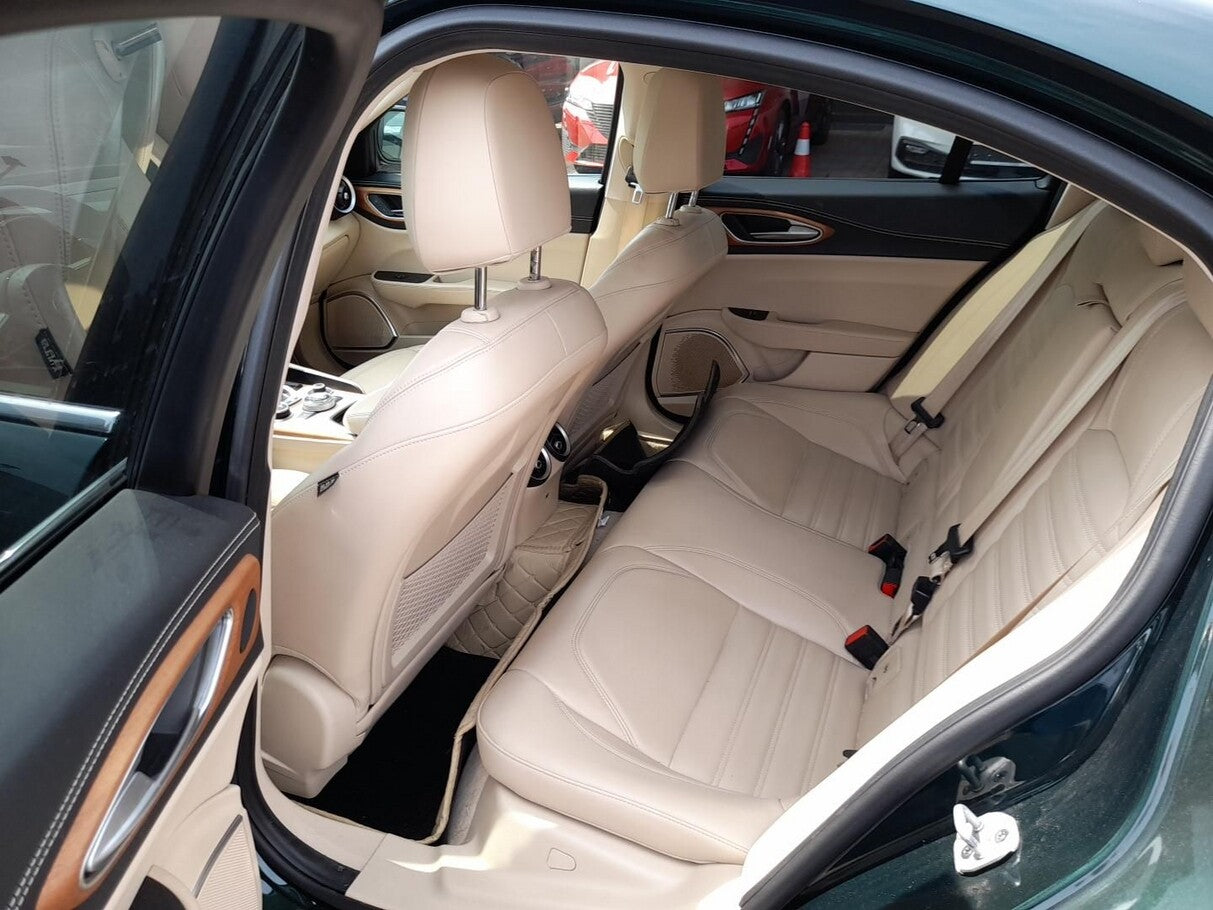 Alfa Romeo Giulia 2.2 Turbo 190 AT8 Ti Leder ACC Nav BiXen 132736821 5