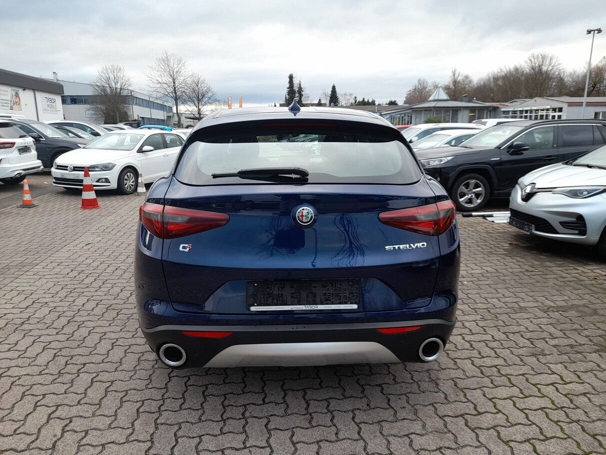 Alfa Romeo Stelvio 2.0 Turbo 280 Q4 Leder EHK 19Z PDC LaneA 105681779 4