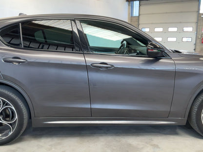 global.imageCaption.right