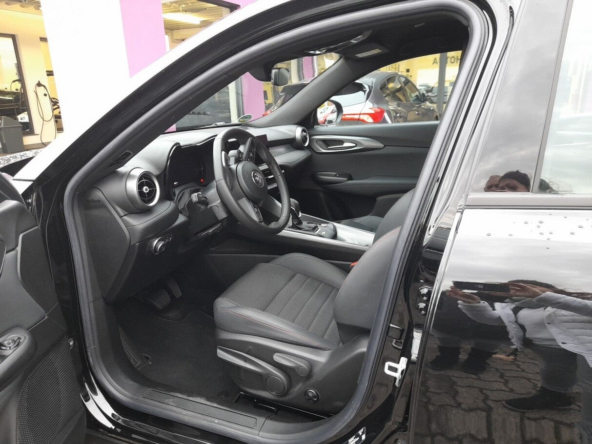 Alfa Romeo Tonale 1.5 130 Aut. Sprint LED Nav SHZ I-ACC PDC 102532926 5