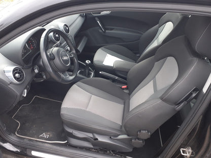 Audi A1 1.0 TFSI design AHK Klima Navi Pano PDC GRA 114771758 6