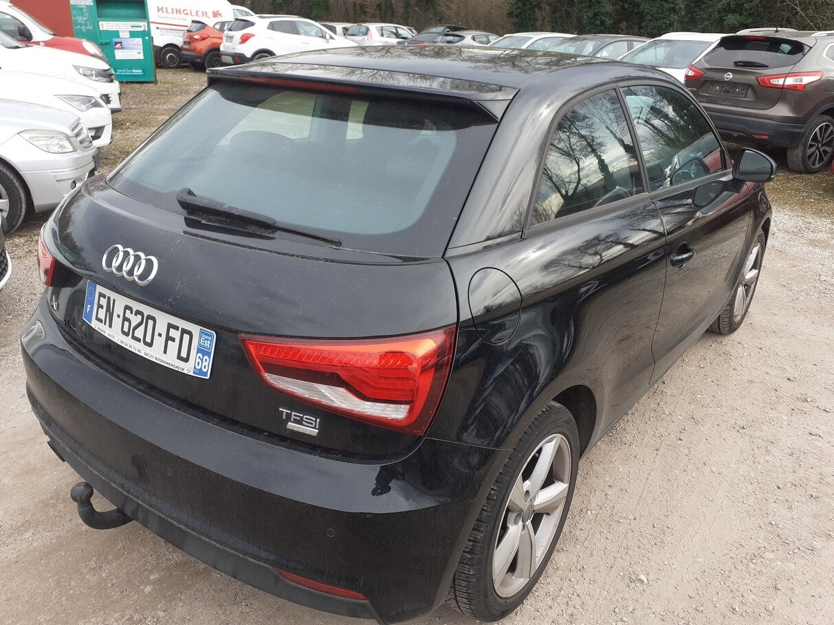 Audi A1 1.0 TFSI design AHK Klima Navi Pano PDC GRA 114771758 3