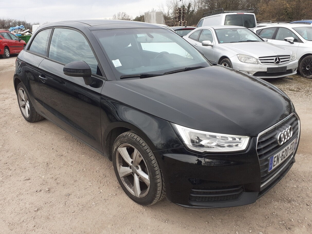 Audi A1 1.0 TFSI design AHK Klima Navi Pano PDC GRA 114771758 1