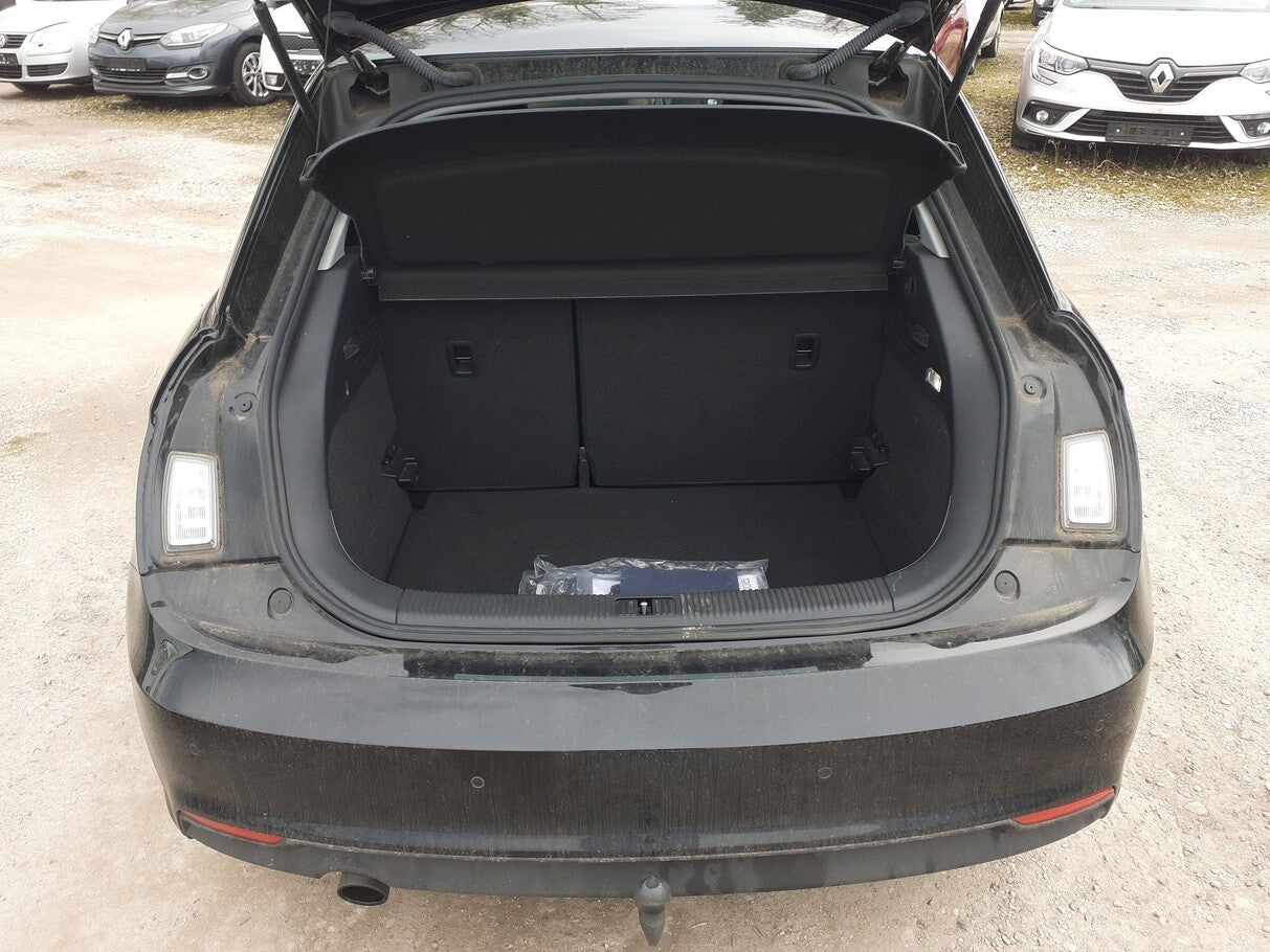 Audi A1 1.0 TFSI design AHK Klima Navi Pano PDC GRA 114771758 7