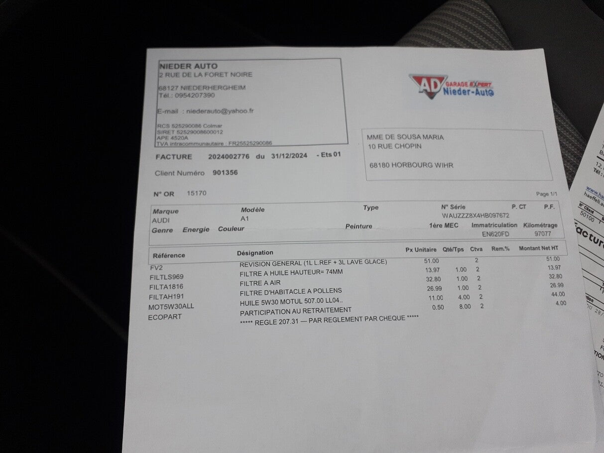 Audi A1 1.0 TFSI design AHK Klima Navi Pano PDC GRA 114771758 12