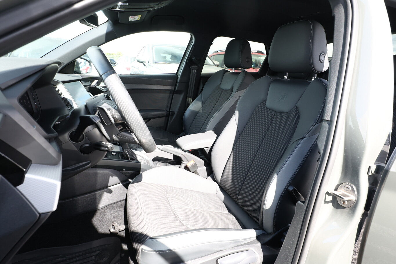Audi A1 Sportback 40 TFSI edition one ABT Nav ACC  135845510 5