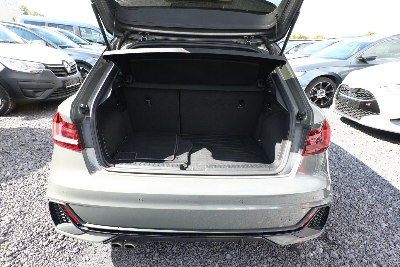 Audi A1 Sportback 40 TFSI edition one ABT Nav ACC  135845510 10