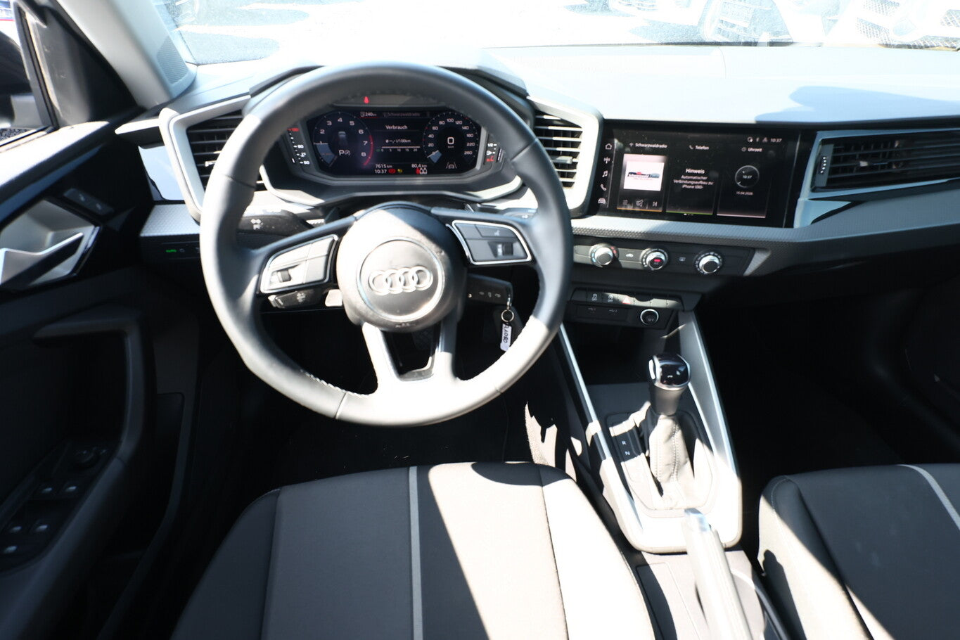 Audi A1 Sportback 30 TFSI S tronic advanced LED PDC 166696553 6