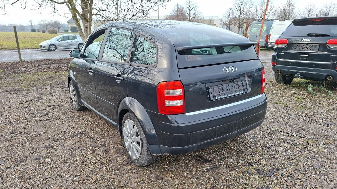 Audi A2 1.4 Klimaaut. SHZ LM  153115238 3