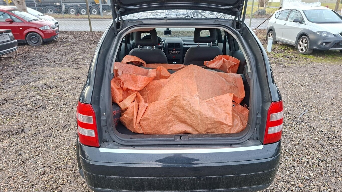 Audi A2 1.4 Klimaaut. SHZ LM  153115238 11