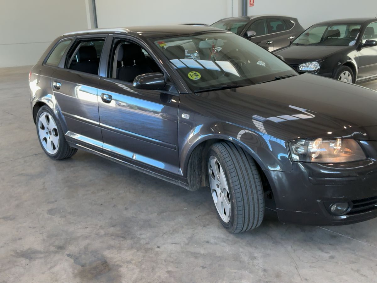 Lateral delantero derecho