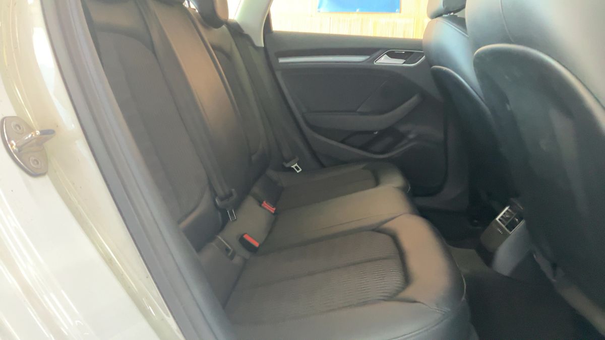 Interior trasero