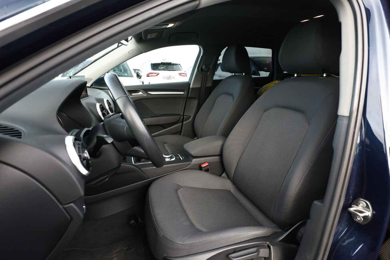 Audi A3 Sportback 1.5 TSI 150 Nav PDC SHZ LM16Z 108500492 5
