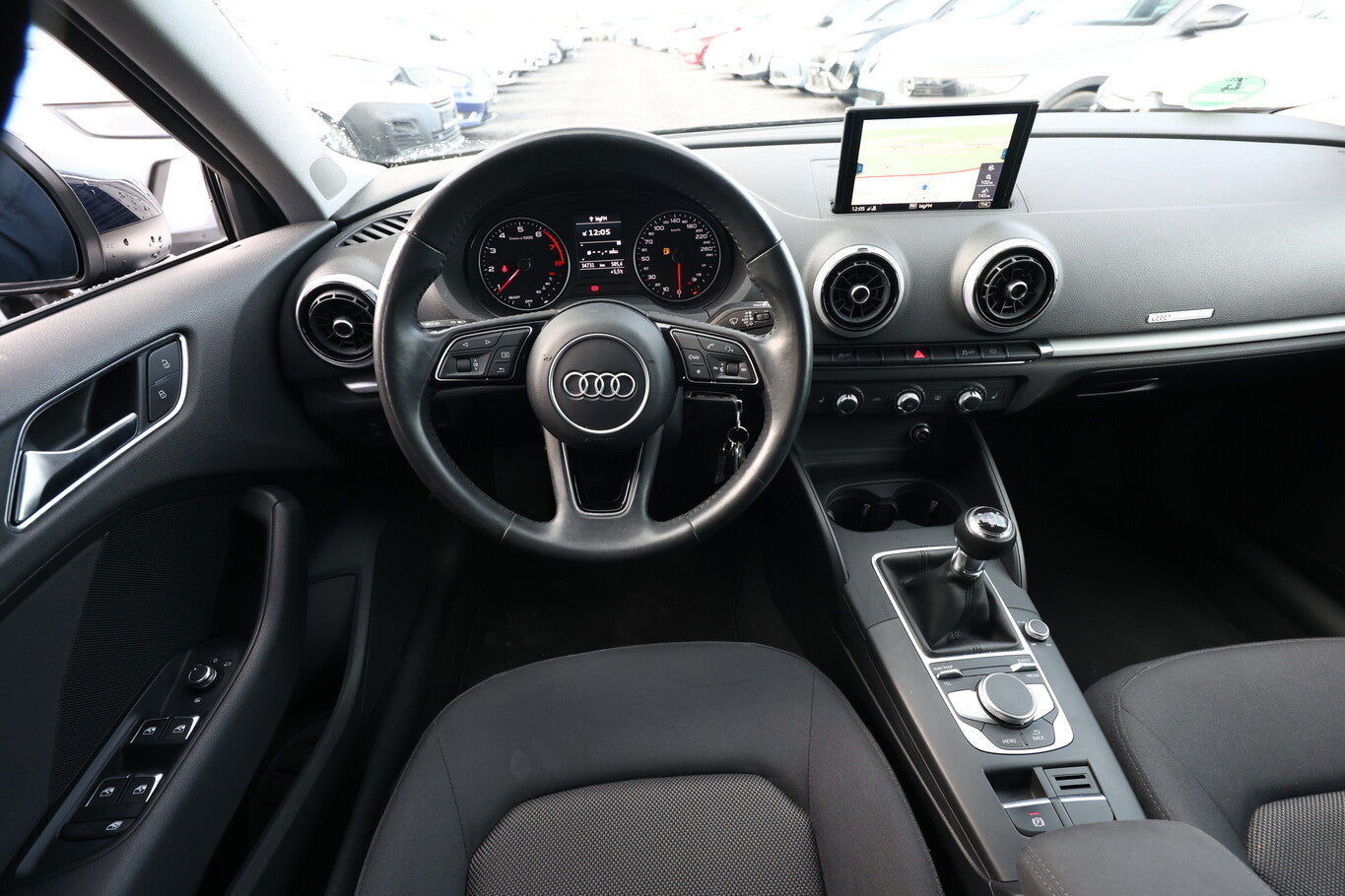 Audi A3 Sportback 1.5 TSI 150 Nav PDC SHZ LM16Z 108500492 6
