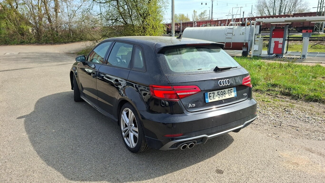 Audi A3 2.0 TDI Sportback S line Navi LED PDC Keyless 167457488 3