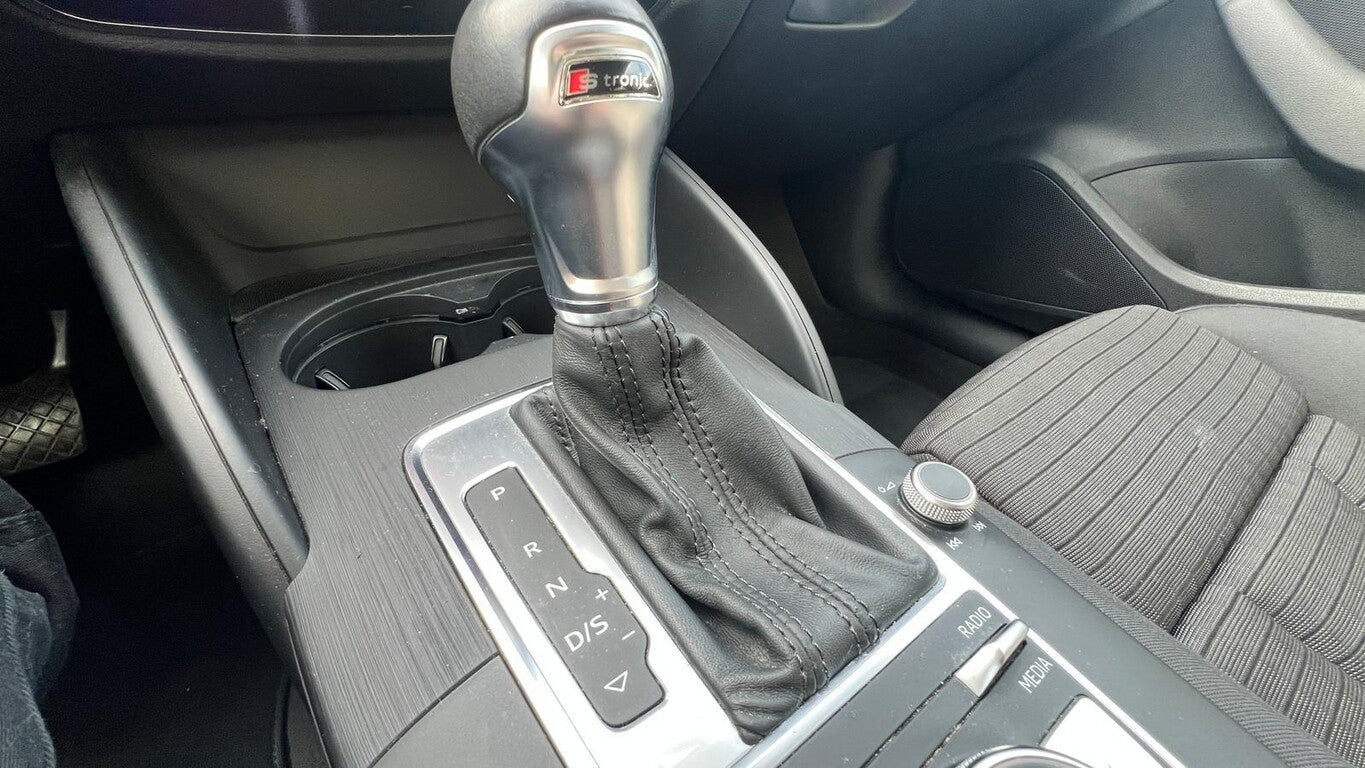 Audi A3 Sportback 35 TFSI 150 S-tronic Sport PDC SHZ  115792385 7