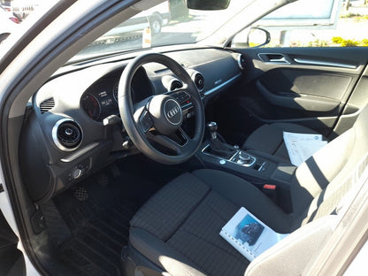 Audi A3 Sportback 35 TFSI 150 Sport Nav PDC KeyL Temp 120187400 6
