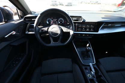 Audi A3 Sportback 35 TFSI 150 S line 19Z Matrix PDC 113401000 6
