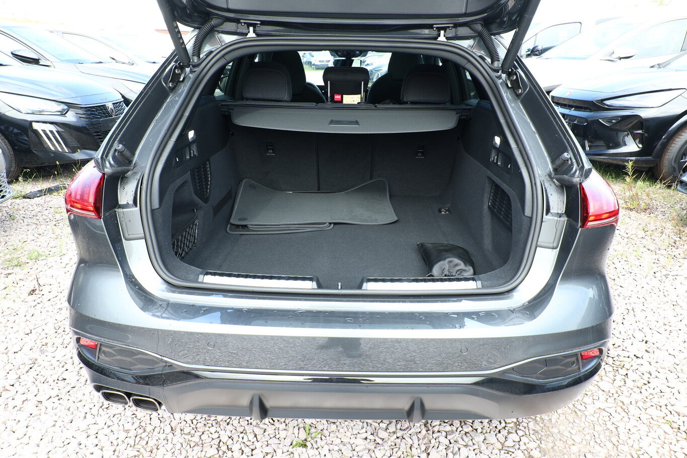 Audi A5 Avant TDI 204 quattro 2xS line Tech+ Pano 19Z 109969025 10