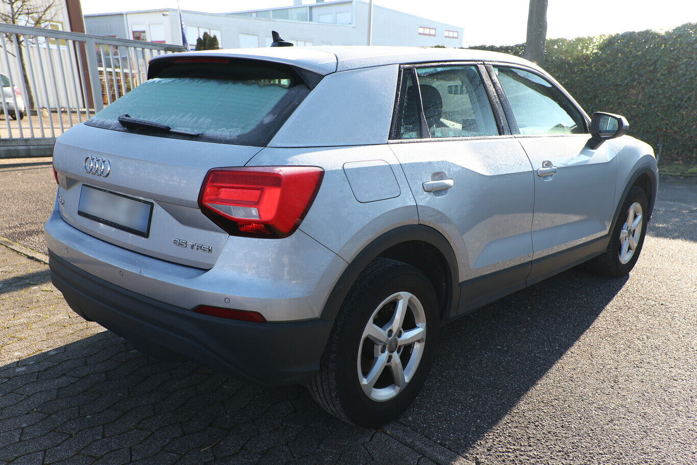 Audi Q2 35 TFSI S tronic Nav Pano PDC SHZ Temp LM16Z 105859712 2