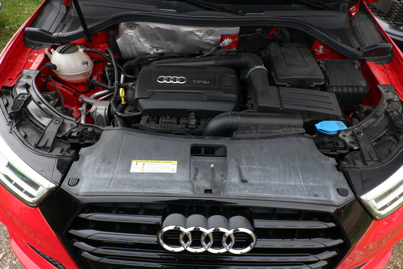 Audi Q3 2.0 TFSI 180 S tronic Quattro Sport LED Nav  104660857 9