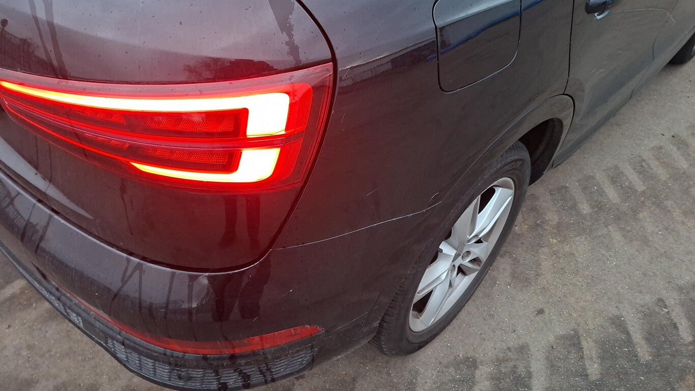 Audi Q3 2.0 TDI sport S-line AHK LM Navi LED PDC GRA 147244159 14
