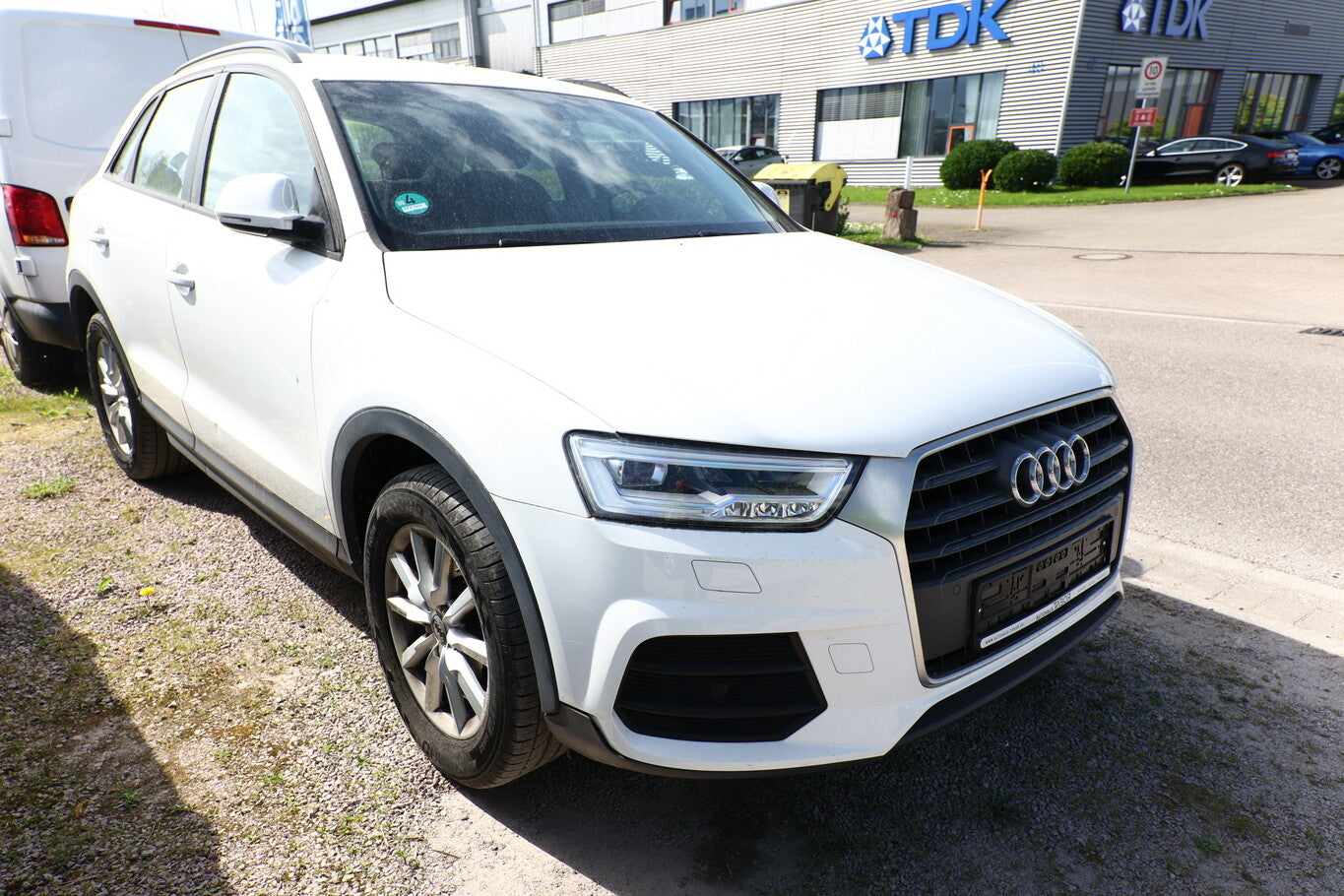 Audi Q3 1.4 TFSI 150 Nav LED PDC eHk Temp SHZ LM17Z  118653806 1