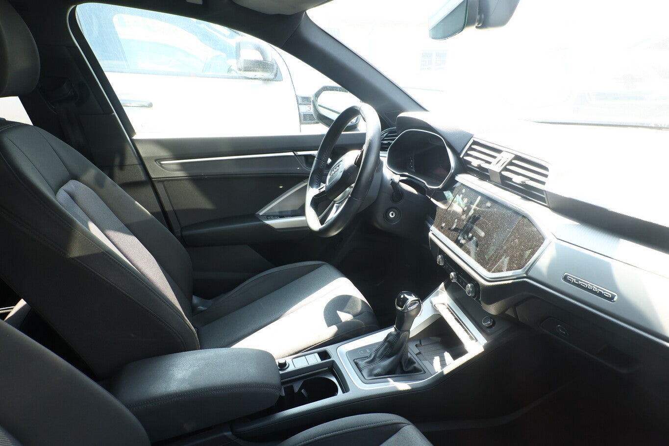 Audi Q3 40 TFSI S tronic quattro advanced PanoD Nav 119179579 5