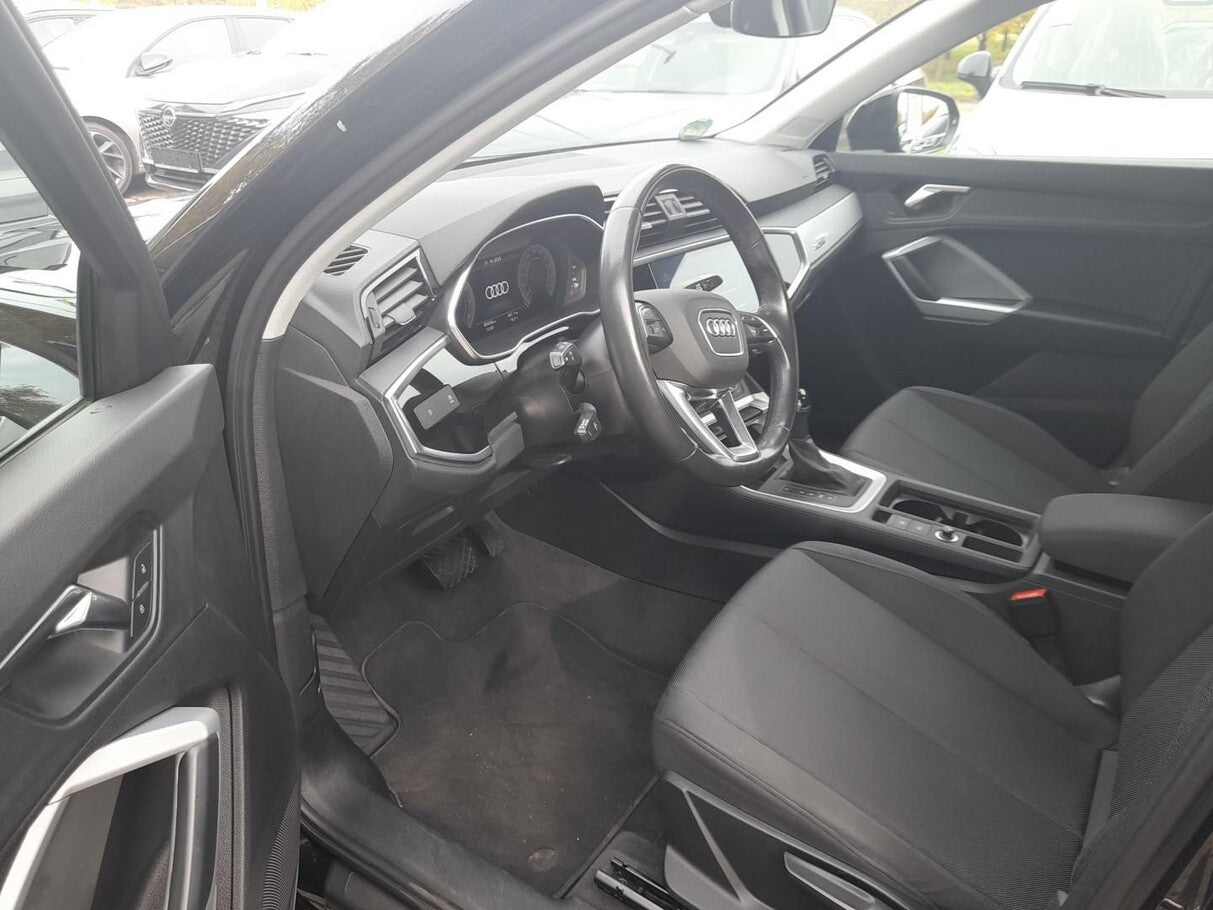 Audi Q3 35 TFSI 150 S tronic Nav KeyL eHk ViCo+ SHZ 142739993 4