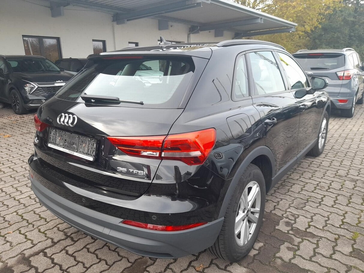 Audi Q3 35 TFSI 150 S tronic Nav KeyL eHk ViCo+ SHZ 142739993 2