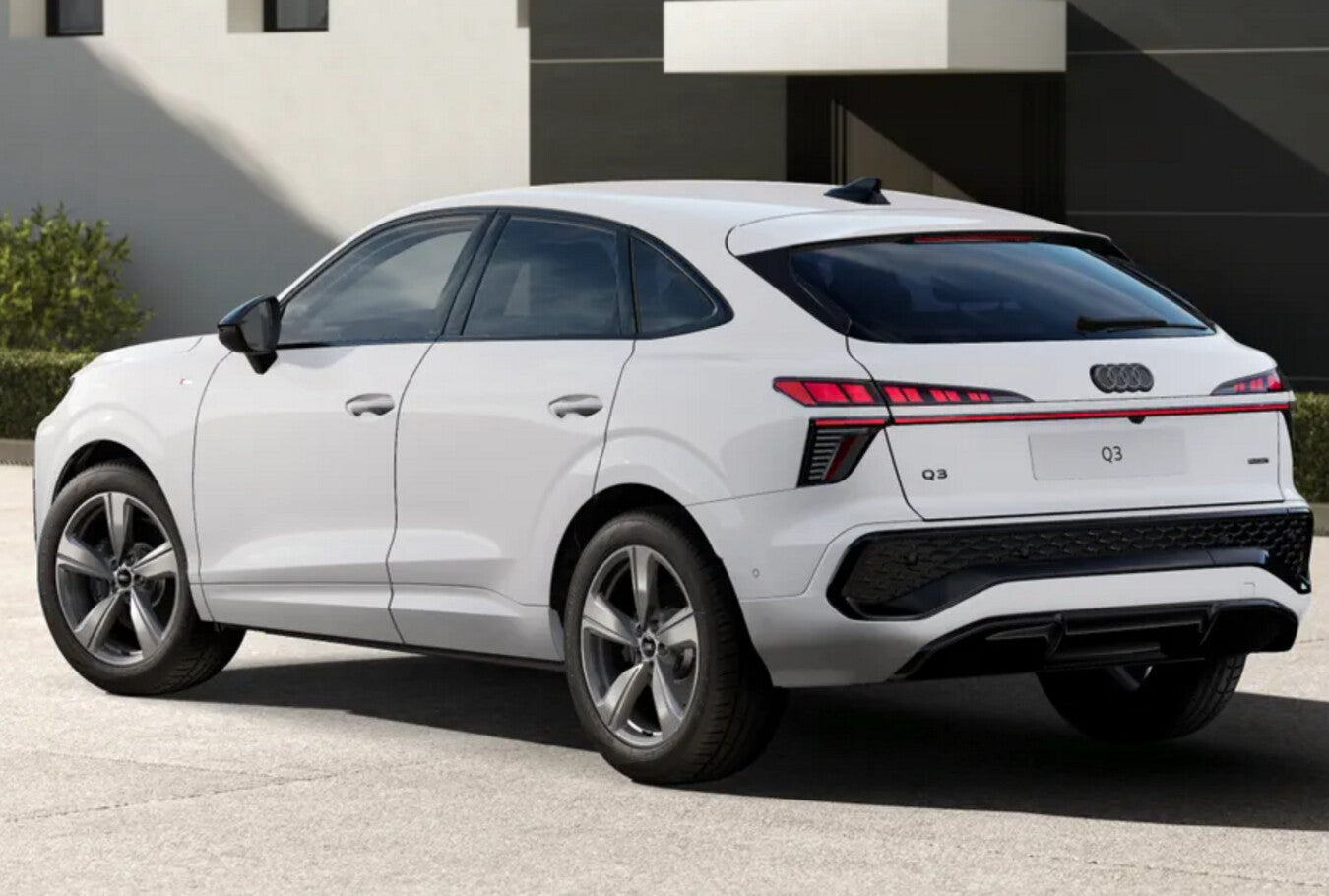 Audi Q3 Sportback quattro 2xS line Tech+ KlimaP PrivG 152392853 2