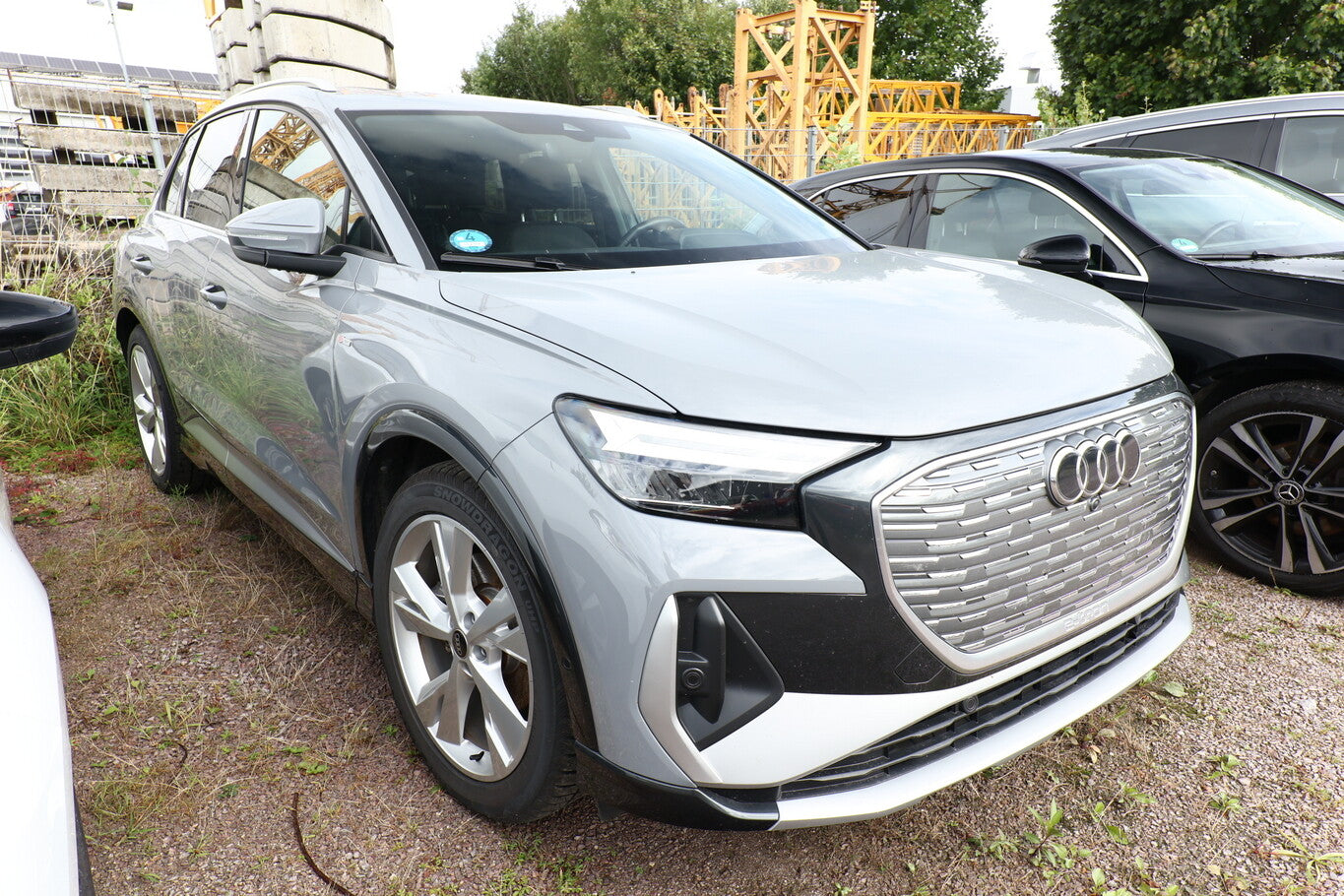 Audi Q4 35 e-tron Pano S line LED 20Z ACC PDC Privacy 134209327 1