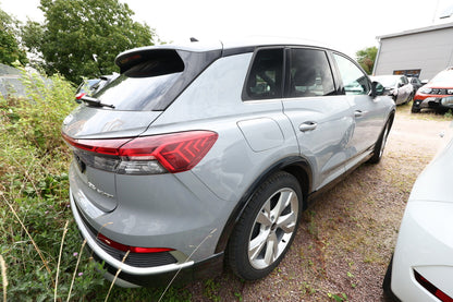 Audi Q4 35 e-tron Pano S line LED 20Z ACC PDC Privacy 134209327 3