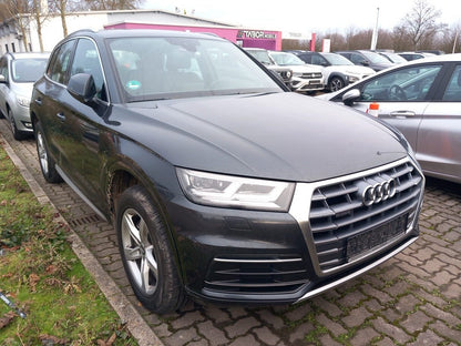 Audi Q5 45 TFSI S-tronic quattro sport Nav PDC eHk  144670670 1