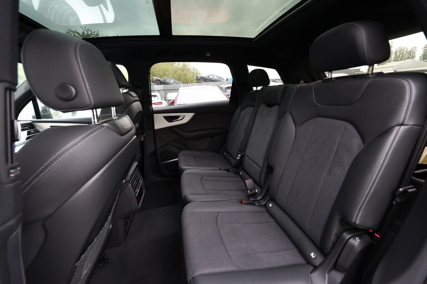 Audi Q7 50 TDI Facelift 7S Matrix OLED Pano B&O 21Z 89402135 9