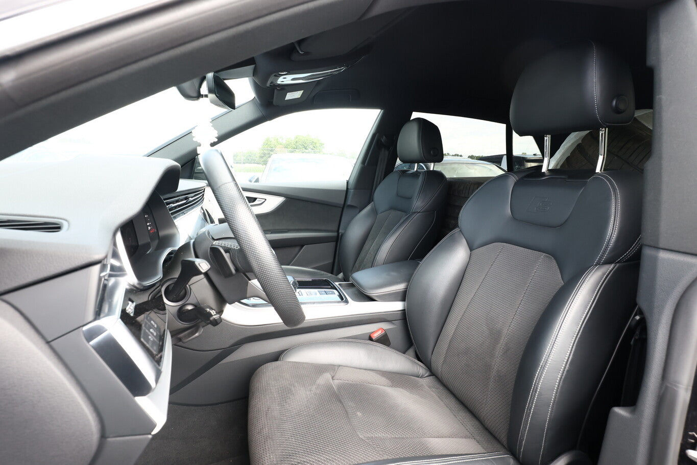 Audi Q8 55 TFSI quattro tiptr. S line Sport 21Z Matri 105674467 5