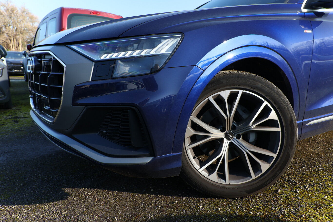 Audi Q8 55 TFSI 2xS line 21Z Tour Matrix Pano Keyl  104404484 3