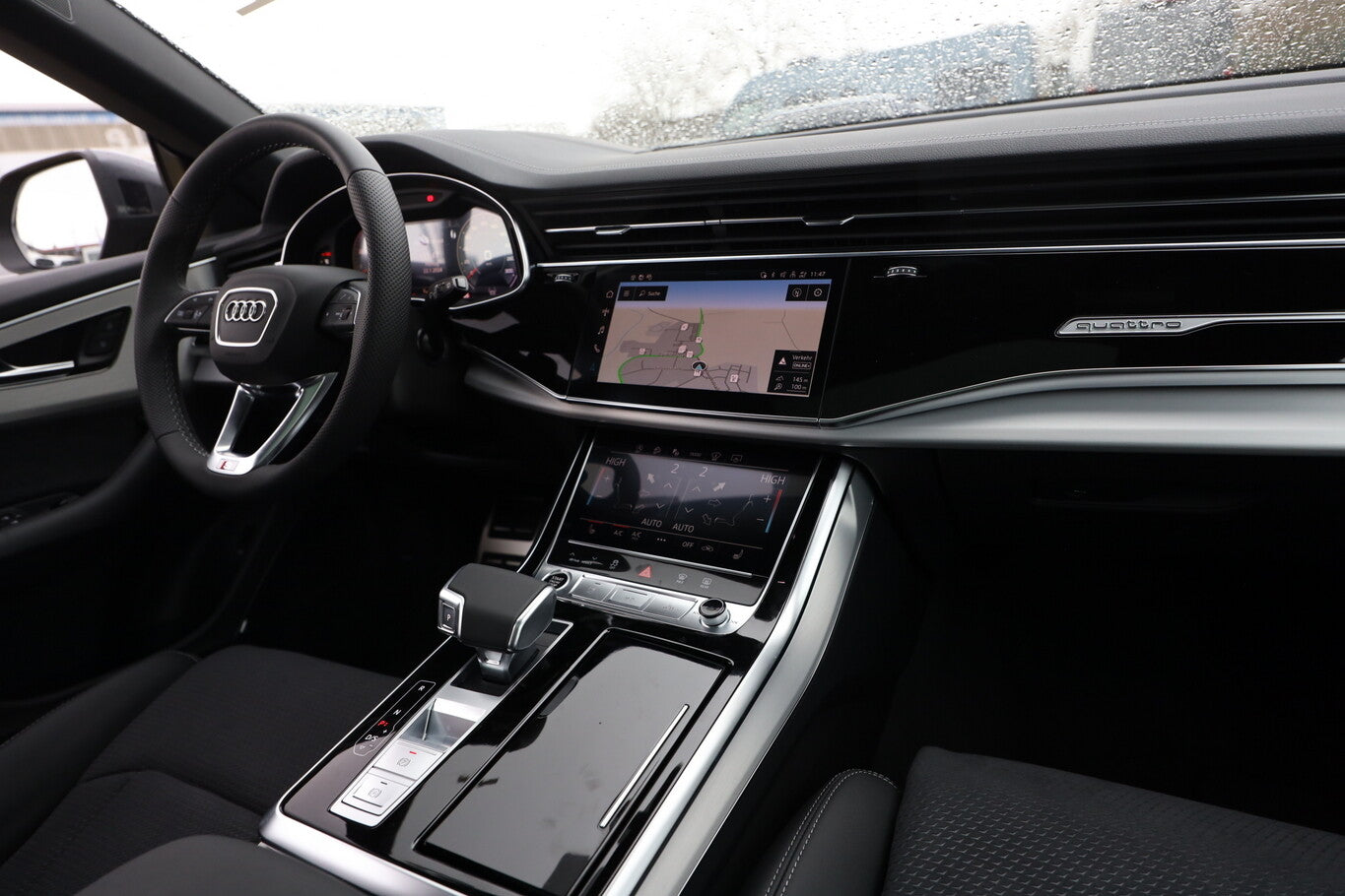 Audi Q8 55 TFSI 2xS line 22Z Matrix Tour Pano HUD B&O 100303216 8