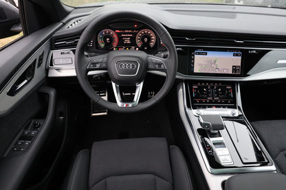 Audi Q8 55 TFSI 2xS line 22Z Matrix Tour Pano HUD B&O 100303216 6