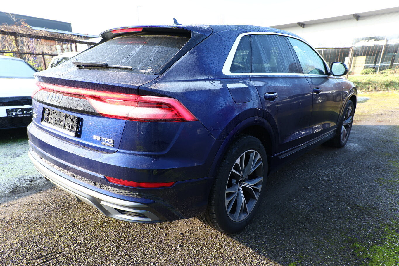 Audi Q8 55 TFSI 2xS line 21Z Tour Matrix Pano Keyl  104404484 2