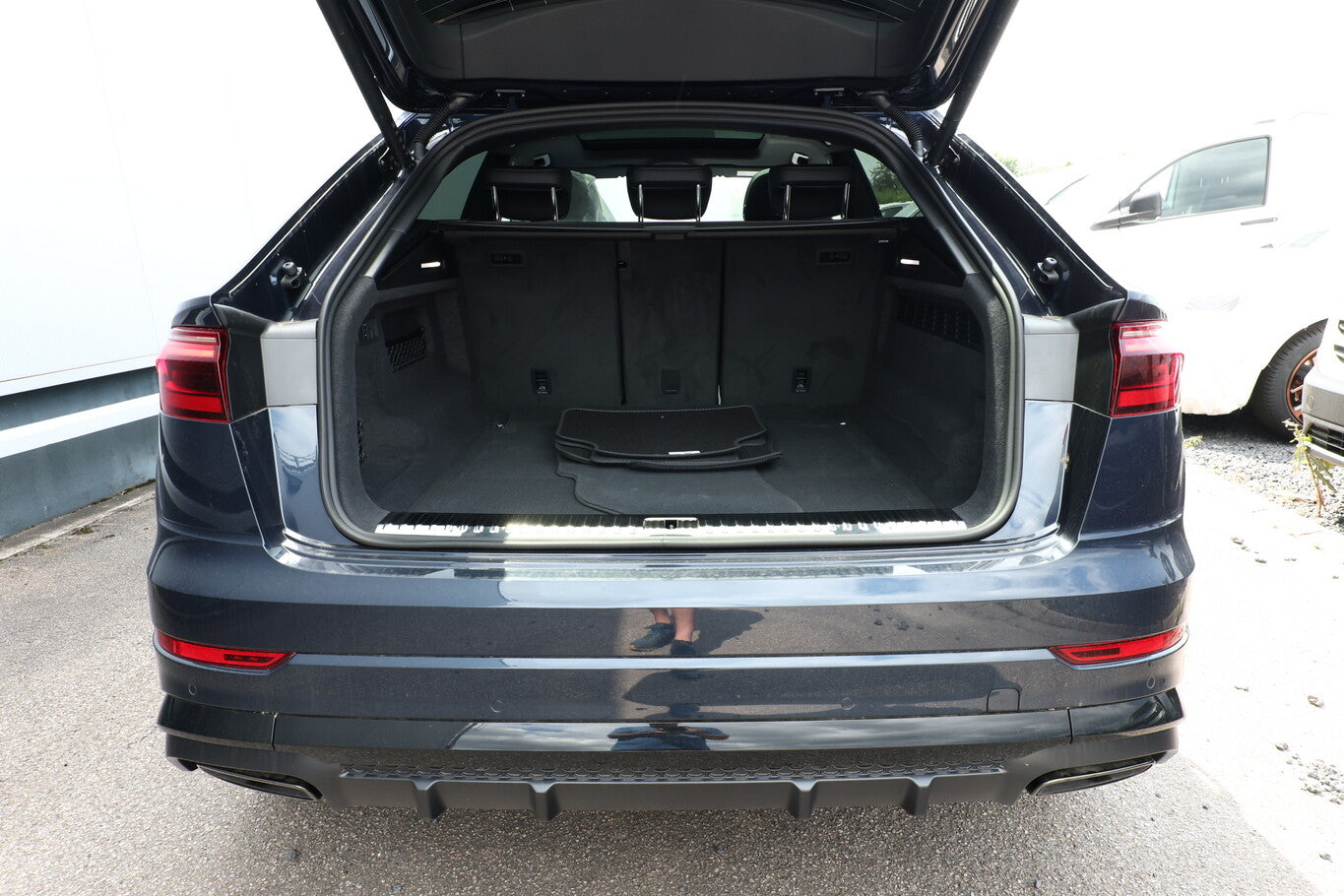 Audi Q8 50TDI 2xS line AssistenzP+ Laser 22Z Pano B&O 104440299 10