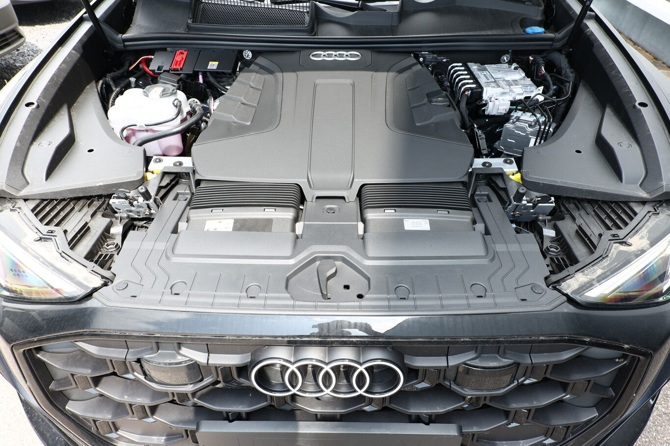 Audi Q8 50TDI 2xS line AssistenzP+ Laser 22Z Pano B&O 104440299 11