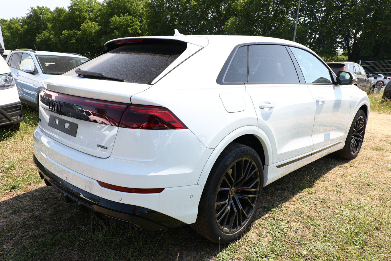 Audi Q8 55 TFSI e 2xS line 22Z Laser Pano Tour HUD 132740405 2