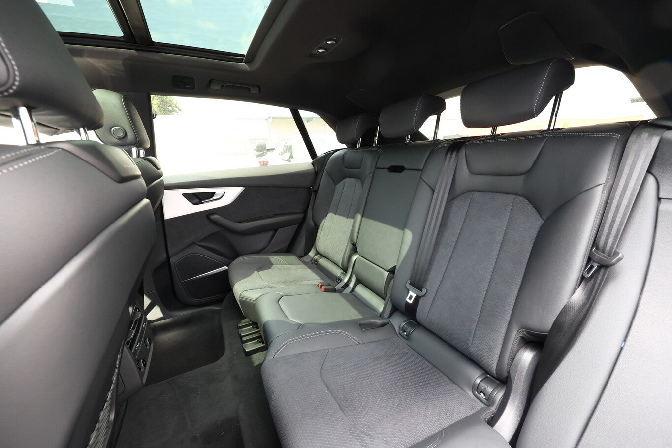 Audi Q8 50TDI 2xS line AssistenzP+ Laser 22Z Pano B&O 104440299 9