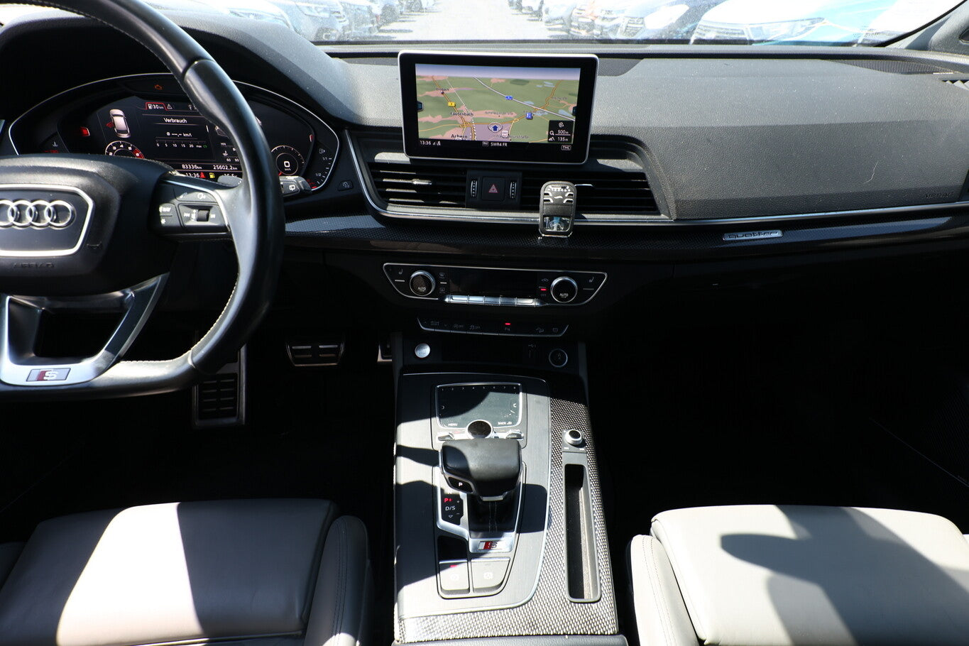 Audi SQ5 3.0 TFSI quattro 21Z PanoD B&O Leder ViCo  121228292 7