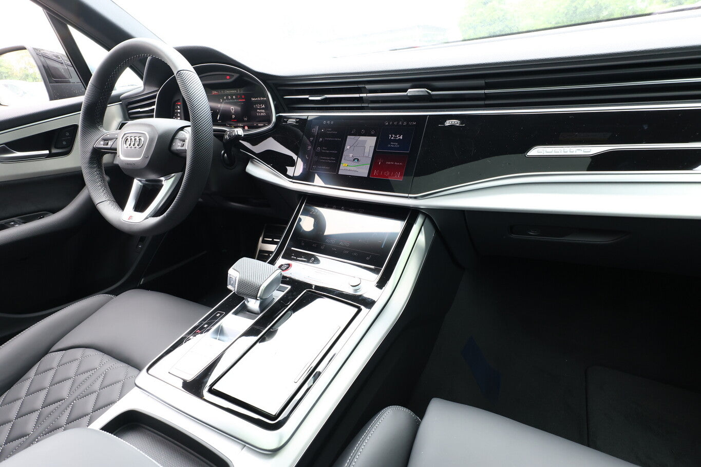 Audi SQ7 TFSI 507 Facelift Matrix OLED Leder Pano 22Z 89402136 8