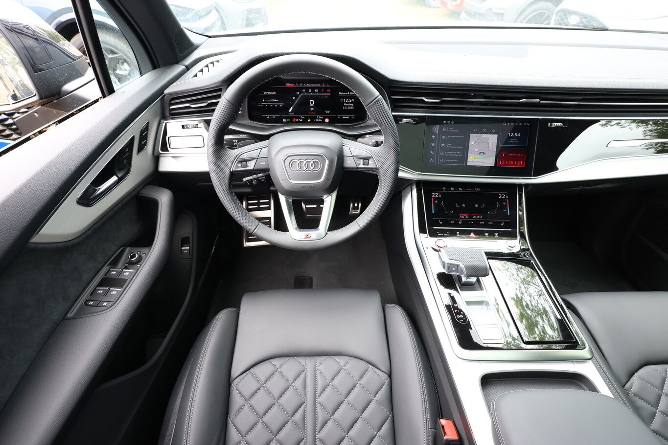 Audi SQ7 TFSI 507 Facelift Matrix OLED Leder Pano 22Z 89402136 6