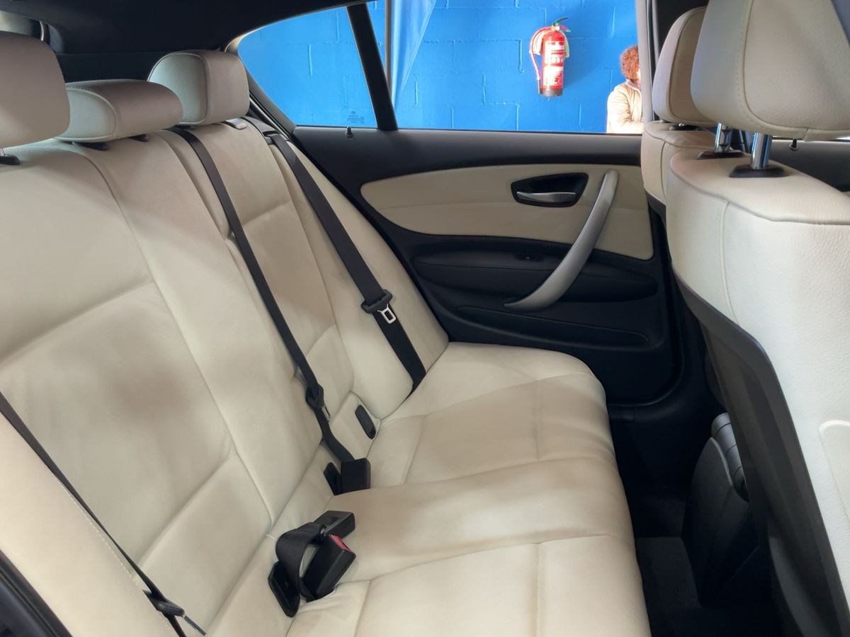 Interior trasero