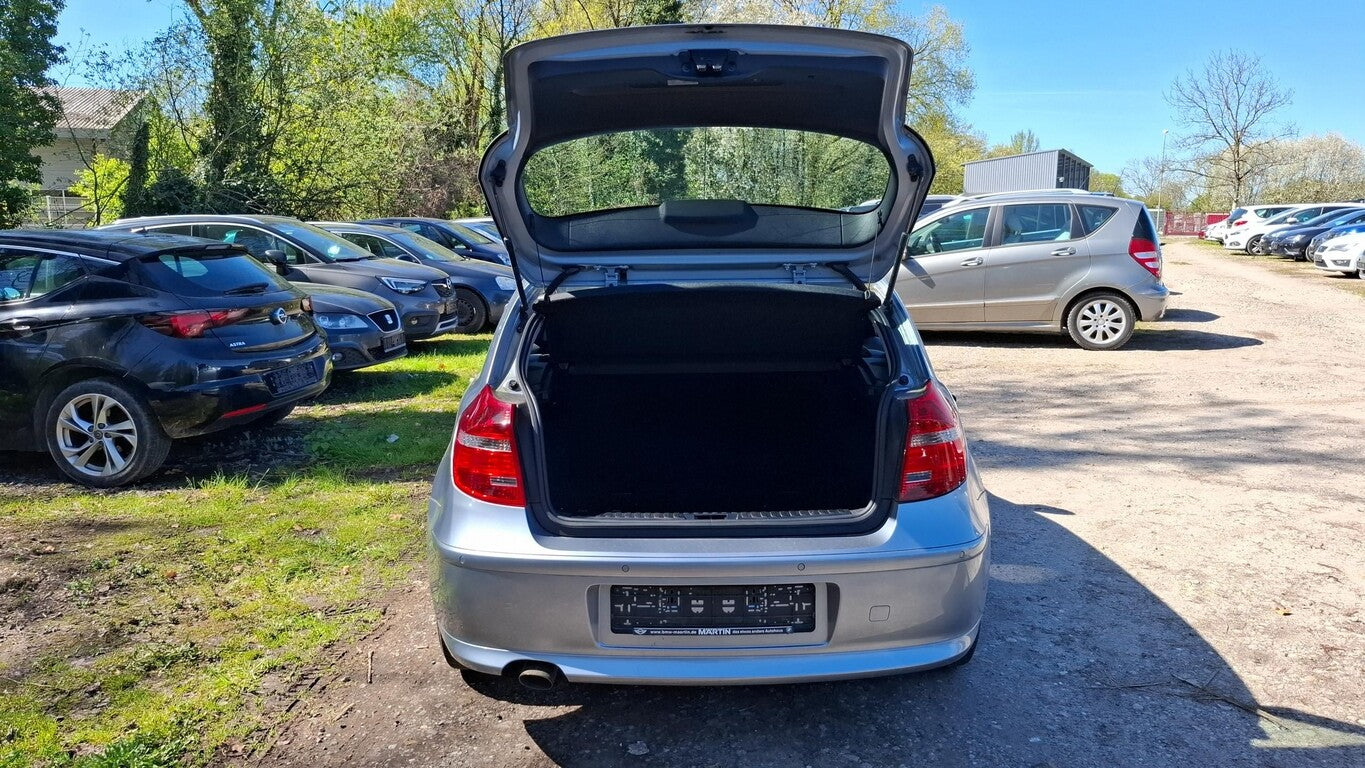 BMW 118d Klima LM AHK GRA PDC MFL Klimaaut. SHZ 169076432 9